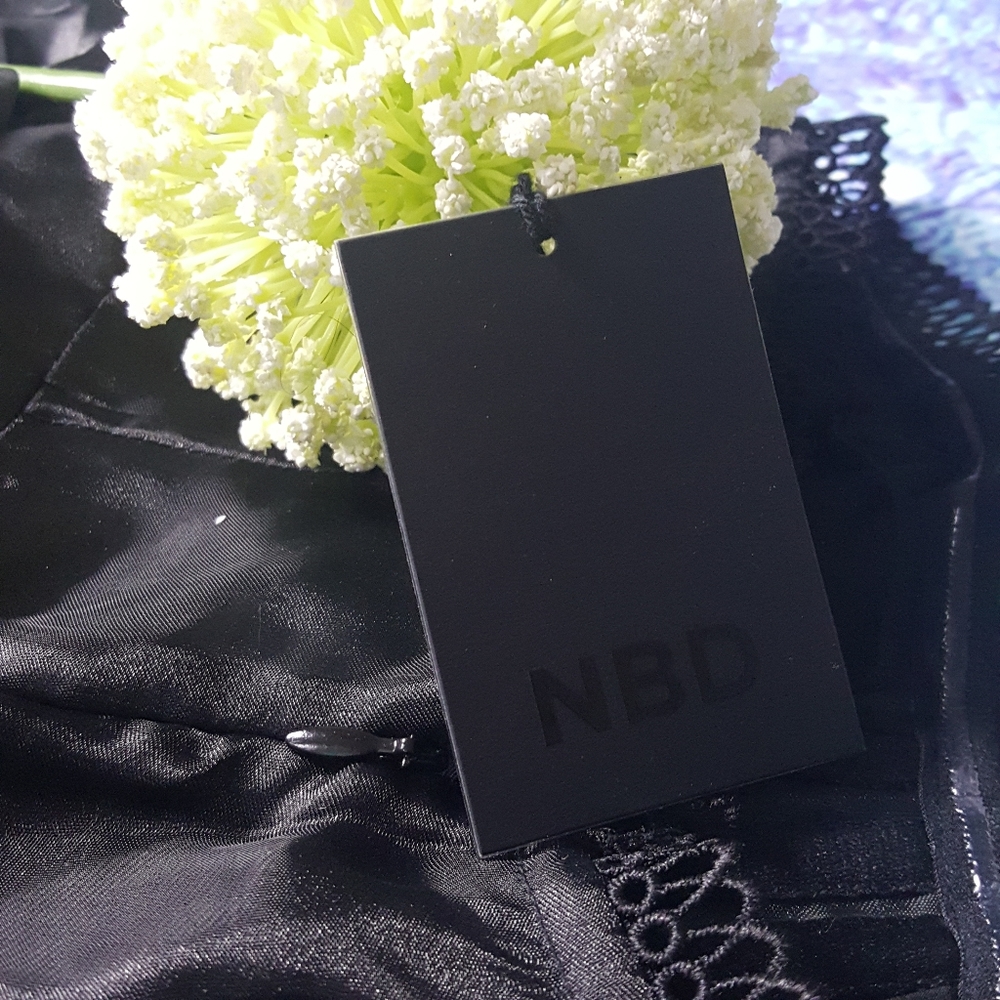 NBD "Imagine" Boned Dress - Picture 9 of 15